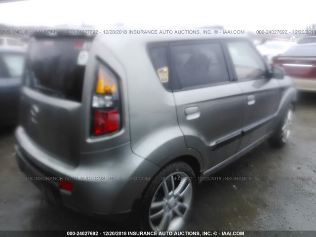 KNDJT2A23A7042307 - 2010 KIA SOUL +/!/SPORT GRAY photo 4