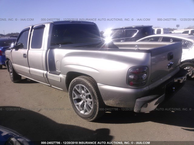 2GCEC19T8Y1338276 - 2000 CHEVROLET SILVERADO C1500 GRAY photo 3