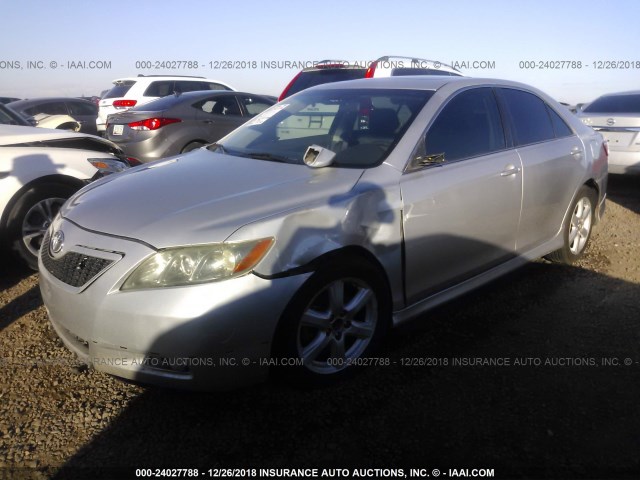 4T1BE46K38U772891 - 2008 TOYOTA CAMRY CE/LE/XLE/SE SILVER photo 2