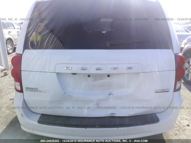 2C4RDGCG9HR548478 - 2017 DODGE GRAND CARAVAN SXT WHITE photo 6