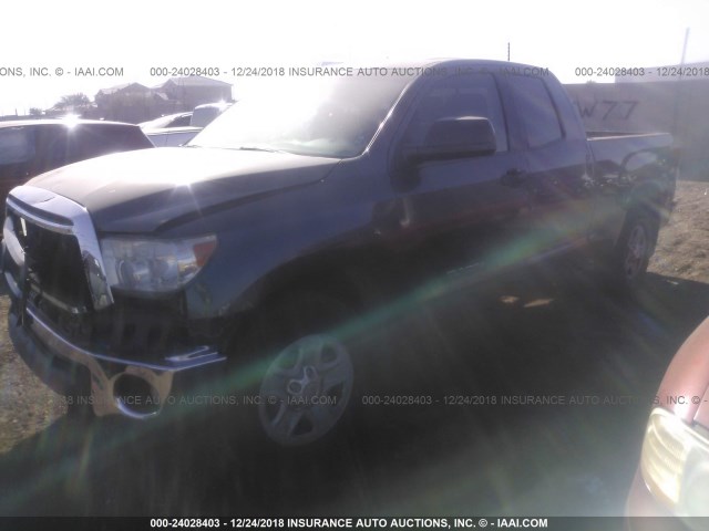 5TFRM5F13CX045583 - 2012 TOYOTA TUNDRA DOUBLE CAB SR5 BLACK photo 2
