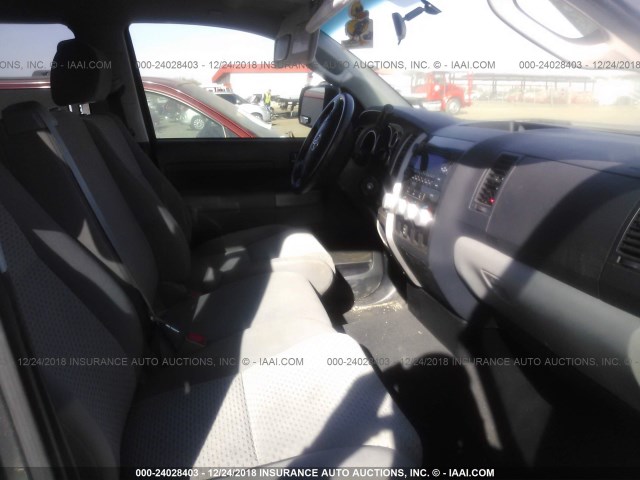 5TFRM5F13CX045583 - 2012 TOYOTA TUNDRA DOUBLE CAB SR5 BLACK photo 5