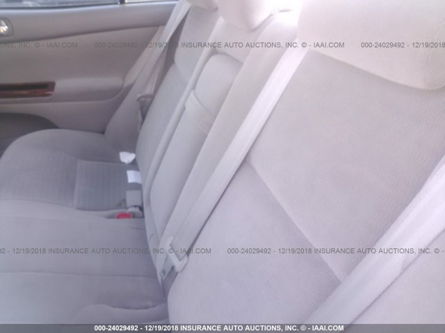 4T1BE30K85U611645 - 2005 TOYOTA CAMRY LE/XLE/SE GRAY photo 8