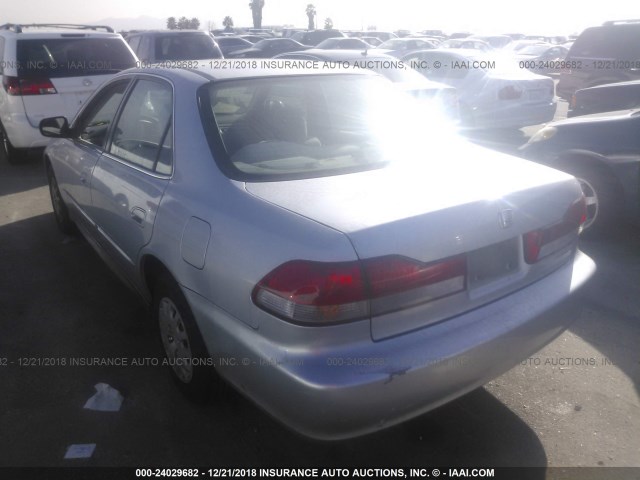 1HGCF86602A151232 - 2002 HONDA ACCORD VALUE SILVER photo 3