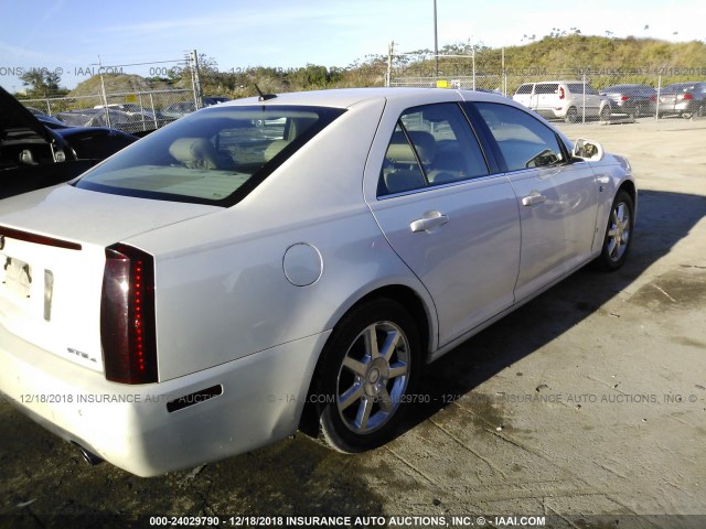 1G6DW677560214404 - 2006 CADILLAC STS WHITE photo 4