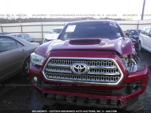 5TFCZ5AN8GX023697 - 2016 TOYOTA TACOMA DBL CAB/SR/SR5/TRD SPT/OR RED photo 10