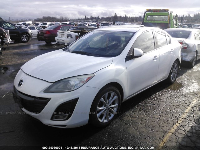 JM1BL1W69B1445190 - 2011 MAZDA 3 S WHITE photo 2