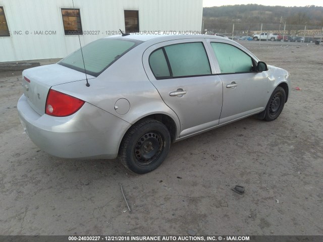 1G1AL58F187200253 - 2008 CHEVROLET COBALT LT SILVER photo 4