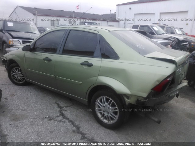 1FAFP34N17W330580 - 2007 FORD FOCUS ZX4/S/SE/SES GREEN photo 3