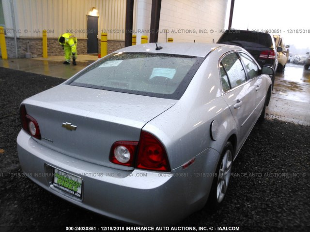 1G1ZB5EB0A4142215 - 2010 CHEVROLET MALIBU LS ვერცხლისფერი ფოტო 4