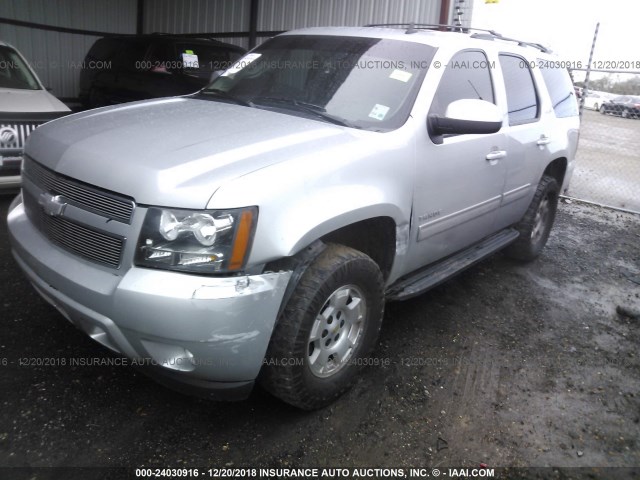 1GNSKBE09DR223136 - 2013 CHEVROLET TAHOE K1500 LT SILVER photo 2