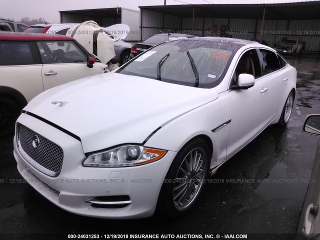 SAJWA2GE9DMV40158 - 2013 JAGUAR XJL SUPERCHARGED WHITE photo 2