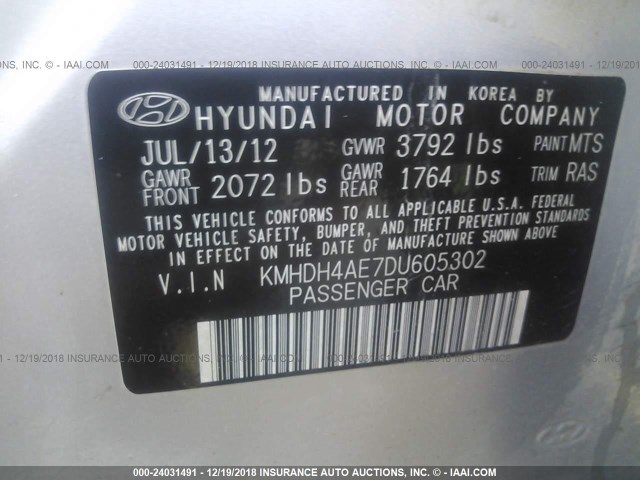 KMHDH4AE7DU605302 - 2013 HYUNDAI ELANTRA GLS/LIMITED SILVER photo 9