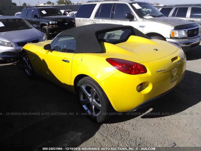 1G2MB35BX7Y128995 - 2007 PONTIAC SOLSTICE YELLOW photo 3