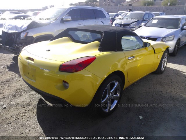 1G2MB35BX7Y128995 - 2007 PONTIAC SOLSTICE YELLOW photo 4