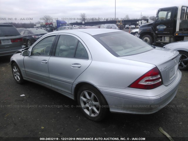 WDBRF92H77F873005 - 2007 MERCEDES-BENZ C 280 4MATIC SILVER photo 3