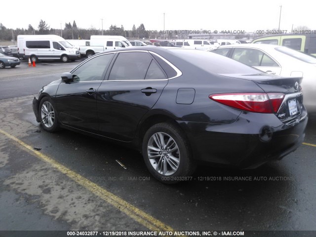 4T1BF1FK4FU075366 - 2015 TOYOTA CAMRY LE/XLE/SE/XSE BLACK photo 3