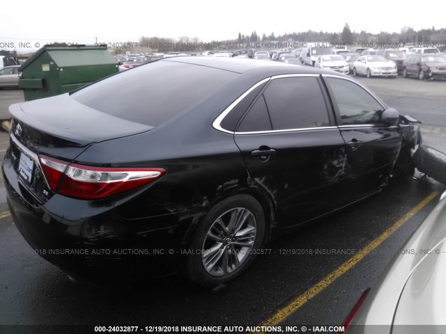 4T1BF1FK4FU075366 - 2015 TOYOTA CAMRY LE/XLE/SE/XSE BLACK photo 4