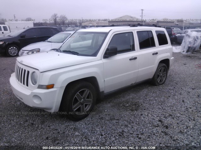 1J8FF28W87D266939 - 2007 JEEP PATRIOT WHITE photo 2