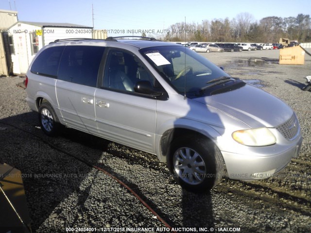 2C4GP54L12R708102 - 2002 CHRYSLER TOWN & COUNTRY LXI SILVER photo 1