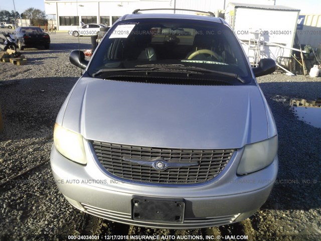 2C4GP54L12R708102 - 2002 CHRYSLER TOWN & COUNTRY LXI SILVER photo 6