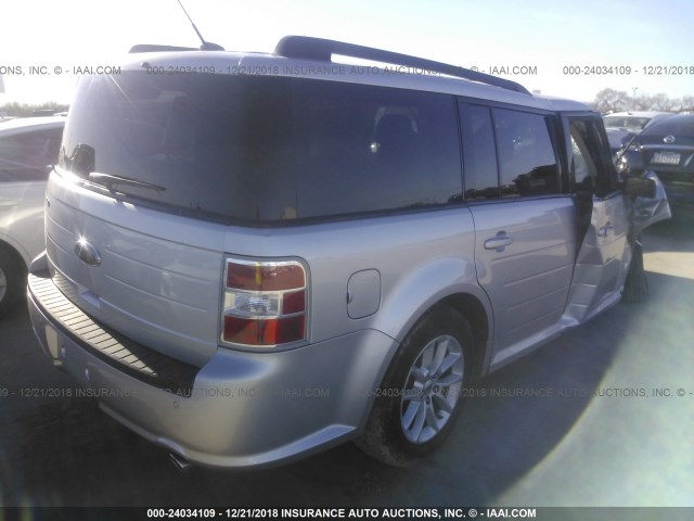 2FMGK5B84FBA07786 - 2015 FORD FLEX SE SILVER photo 4