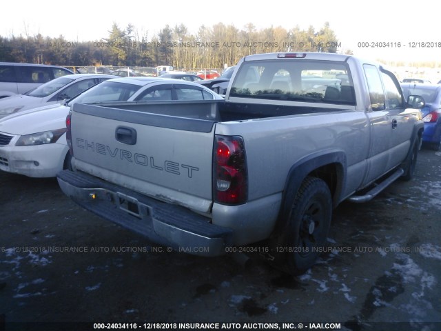 1GCEC19X45Z149257 - 2005 CHEVROLET SILVERADO C1500 TAN photo 4