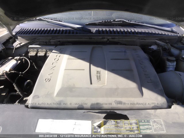 5LMFU27506LJ14351 - 2006 LINCOLN NAVIGATOR Ақ фото 10