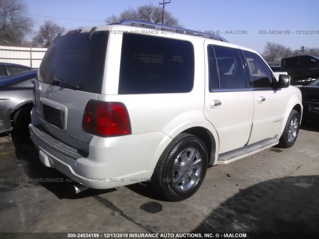 5LMFU27506LJ14351 - 2006 LINCOLN NAVIGATOR Ақ фото 4