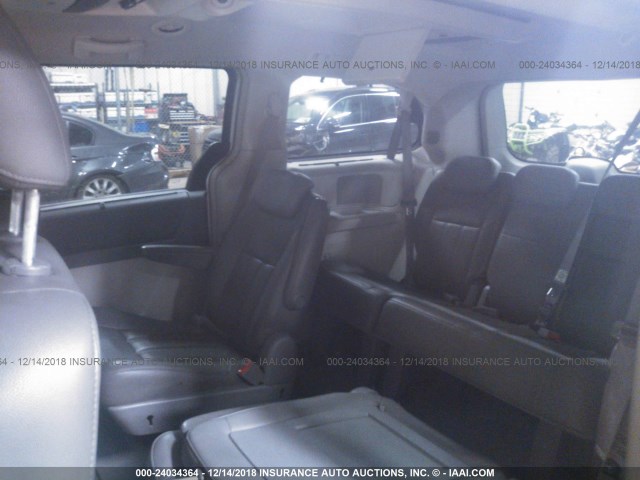 2A8HR54P58R783033 - 2008 CHRYSLER TOWN & COUNTRY TOURING SILVER photo 8