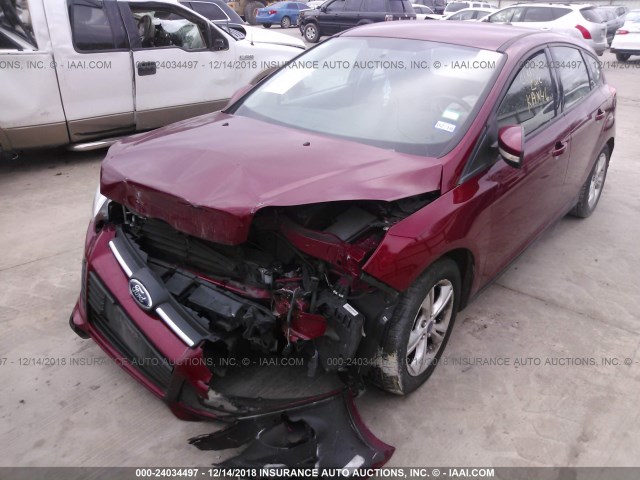 1FADP3K24DL169722 - 2013 FORD FOCUS RED photo 2