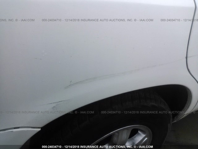 JTEDP21A550057216 - 2005 TOYOTA HIGHLANDER LIMITED WHITE photo 6