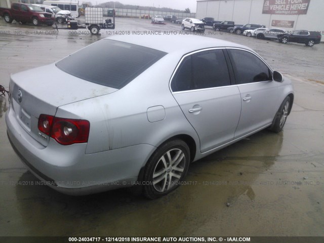 3VWRT71K66M728190 - 2006 VOLKSWAGEN JETTA TDI SILVER photo 4