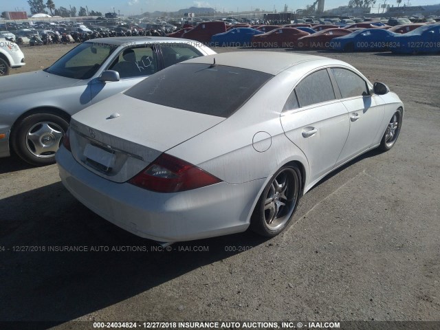 WDDDJ75X16A063209 - 2006 MERCEDES-BENZ CLS 500C WHITE photo 4