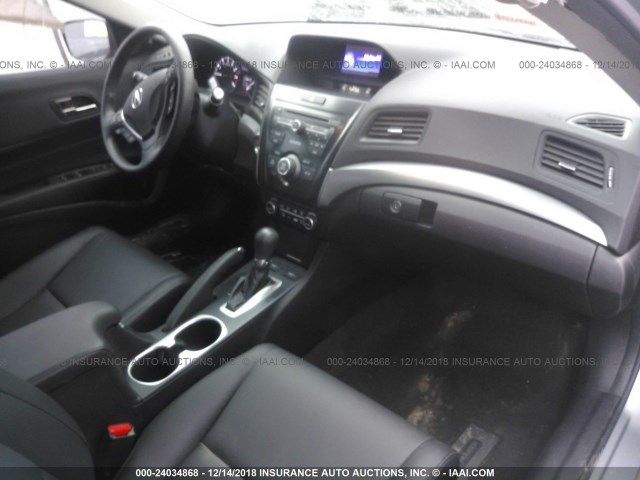 19UDE2F31JA001350 - 2018 ACURA ILX WATCH PLUS SILVER photo 5