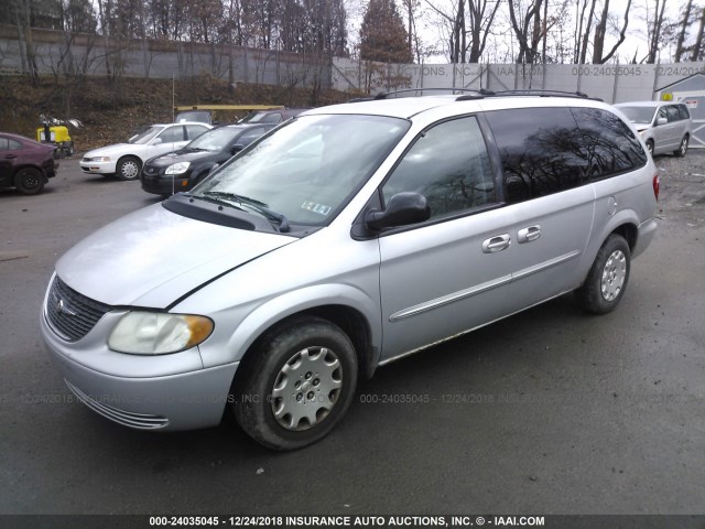 2C4GP24R53R383183 - 2003 CHRYSLER TOWN & COUNTRY  SILVER photo 2