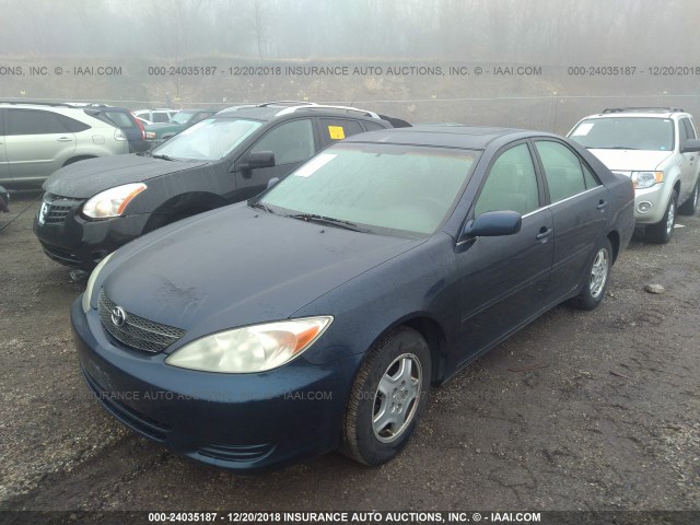 4T1BF32K73U543622 - 2003 TOYOTA CAMRY LE/XLE/SE GRAY photo 2