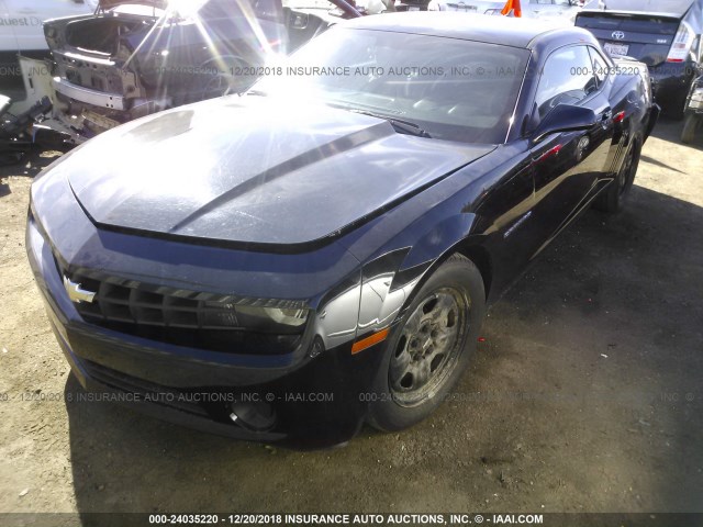 2G1FA1E38D9204887 - 2013 CHEVROLET CAMARO LS BLACK photo 2