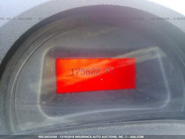 2G2WP552561259839 - 2006 PONTIAC GRAND PRIX ვერცხლისფერი ფოტო 7