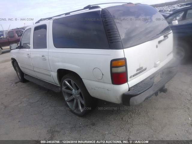 3GNEC16Z44G283083 - 2004 CHEVROLET SUBURBAN C1500 WHITE photo 3