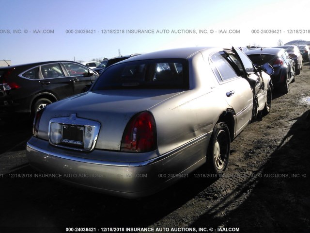 1LNHM82W92Y671545 - 2002 LINCOLN TOWN CAR SIGNATURE TAN photo 4