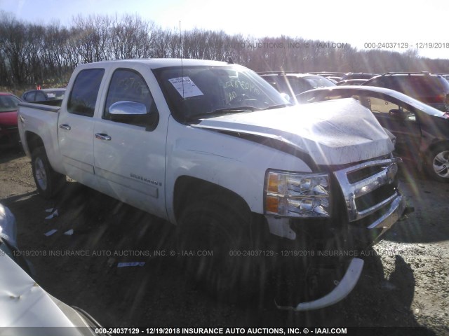 2GCEK133681194383 - 2008 CHEVROLET SILVERADO K1500 WHITE photo 1