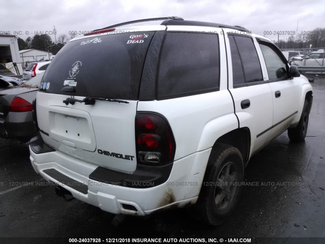 1GNDT13S342120470 - 2004 CHEVROLET TRAILBLAZER LS/LT WHITE photo 4