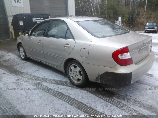 4T1BF32K43U058984 - 2003 TOYOTA CAMRY LE/XLE/SE GOLD photo 3