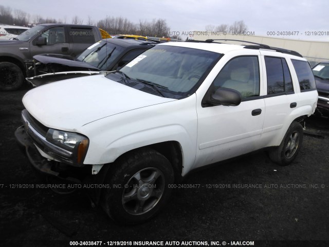 1GNDT13S882157942 - 2008 CHEVROLET TRAILBLAZER LS/LT WHITE photo 2