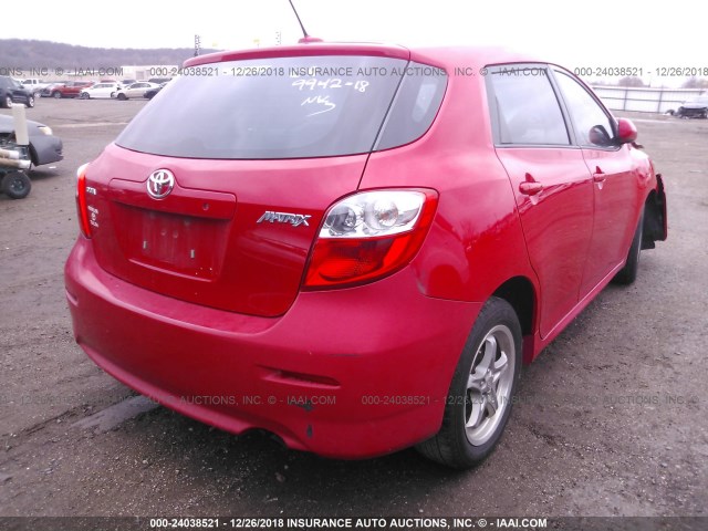 2T1KU40E19C071744 - 2009 TOYOTA COROLLA MATRIX  RED photo 4