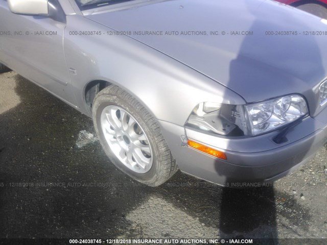 YV1VS27564F064778 - 2004 VOLVO S40 1.9T SILVER photo 6