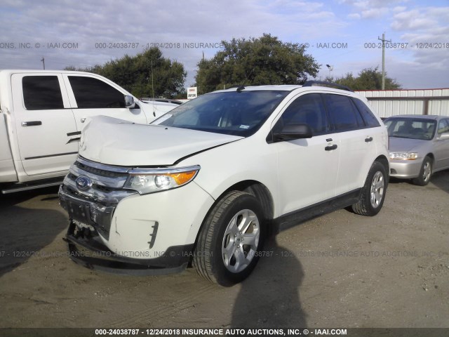 2FMDK3G92DBA44003 - 2013 FORD EDGE SE WHITE photo 2