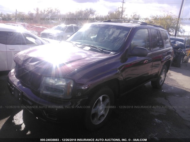 1GNDT13S262352447 - 2006 CHEVROLET TRAILBLAZER LS/LT MAROON photo 2