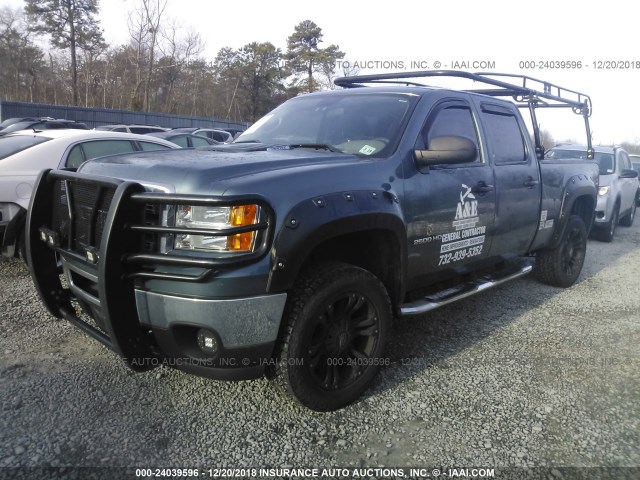 1GT12ZCG7EF168959 - 2014 GMC SIERRA K2500 HEAVY DUTY GRAY photo 2